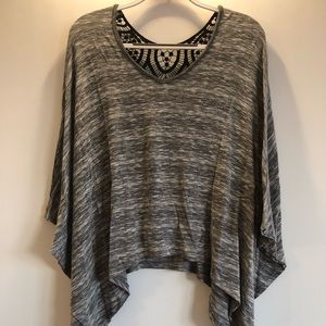 Arden B One Size Grey Top